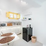 Anelia House بيت للعطل أويا